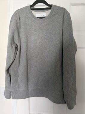 Mott & Bow, Men’s, Grey Crewneck Sweatshirt. Large

No tags, but unworn
Cotton